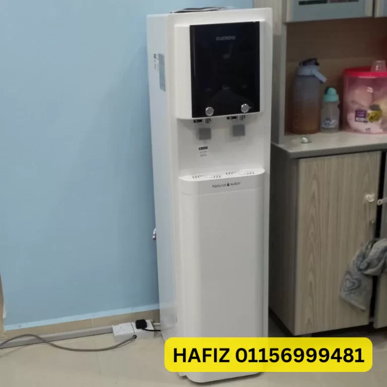 cuckoo-queen-stand-5-6860acac9688d